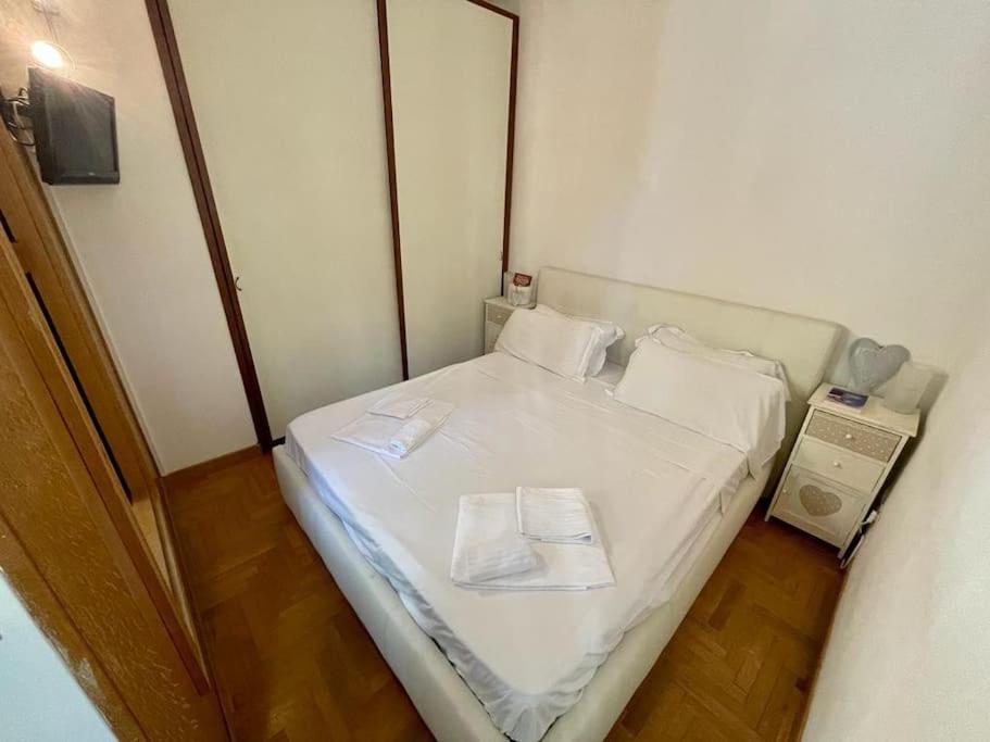 NEW - Comfortable apt Porta Latina  Roma Esterno foto